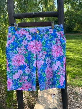 Lilly Pulitzer Natia Knit Blue Floral Bermuda Shorts with Pink Accents